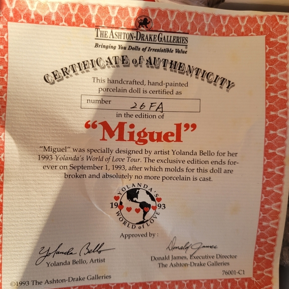 Collectible The Ashton-Drake Galleries doll - Picture 2 of 5